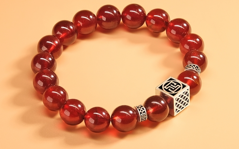 đá phong thủy tinh lâm